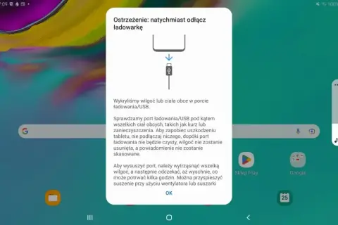 Komunikat Samsunga: wykryto wilgoć w porcie USB. Odłącz ładowarkę i poczekaj, aż port wyschnie.